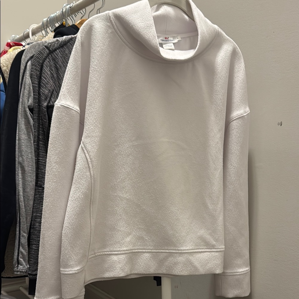Vineyard Vines Women's White Sweatshirt - Large